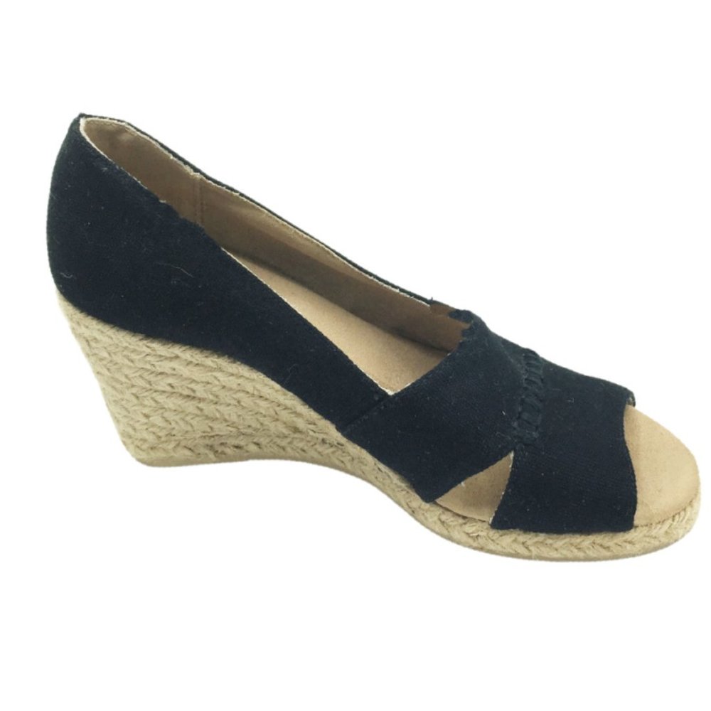 G.H. Bass & Co Peep Toe Espadrille Wedges Black 6M